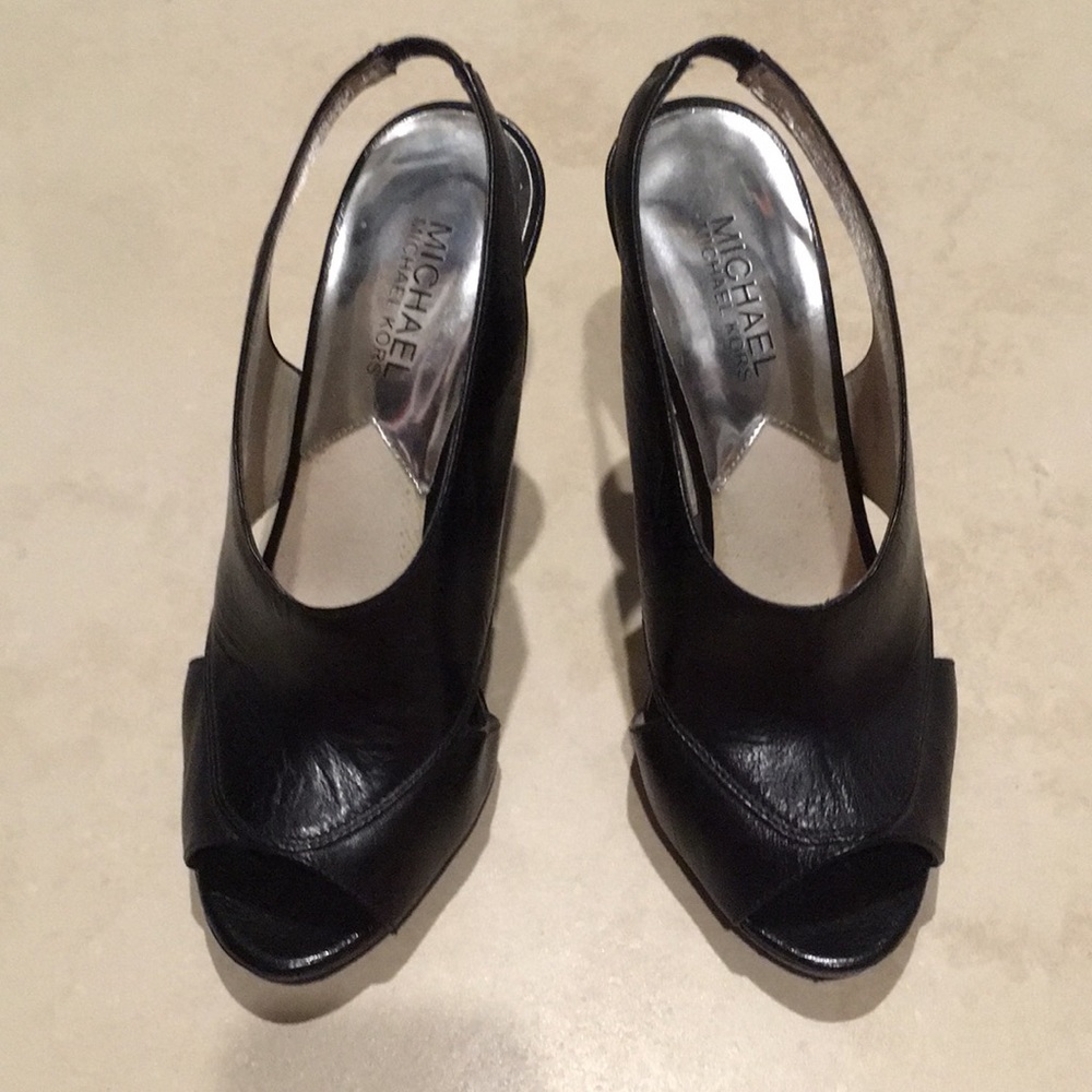 Michael Kors sandals pumps size 7M
